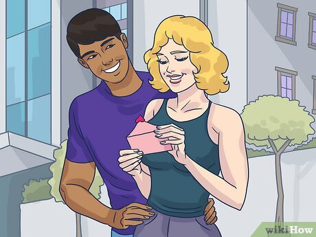 Step 4 Write her a sweet note.